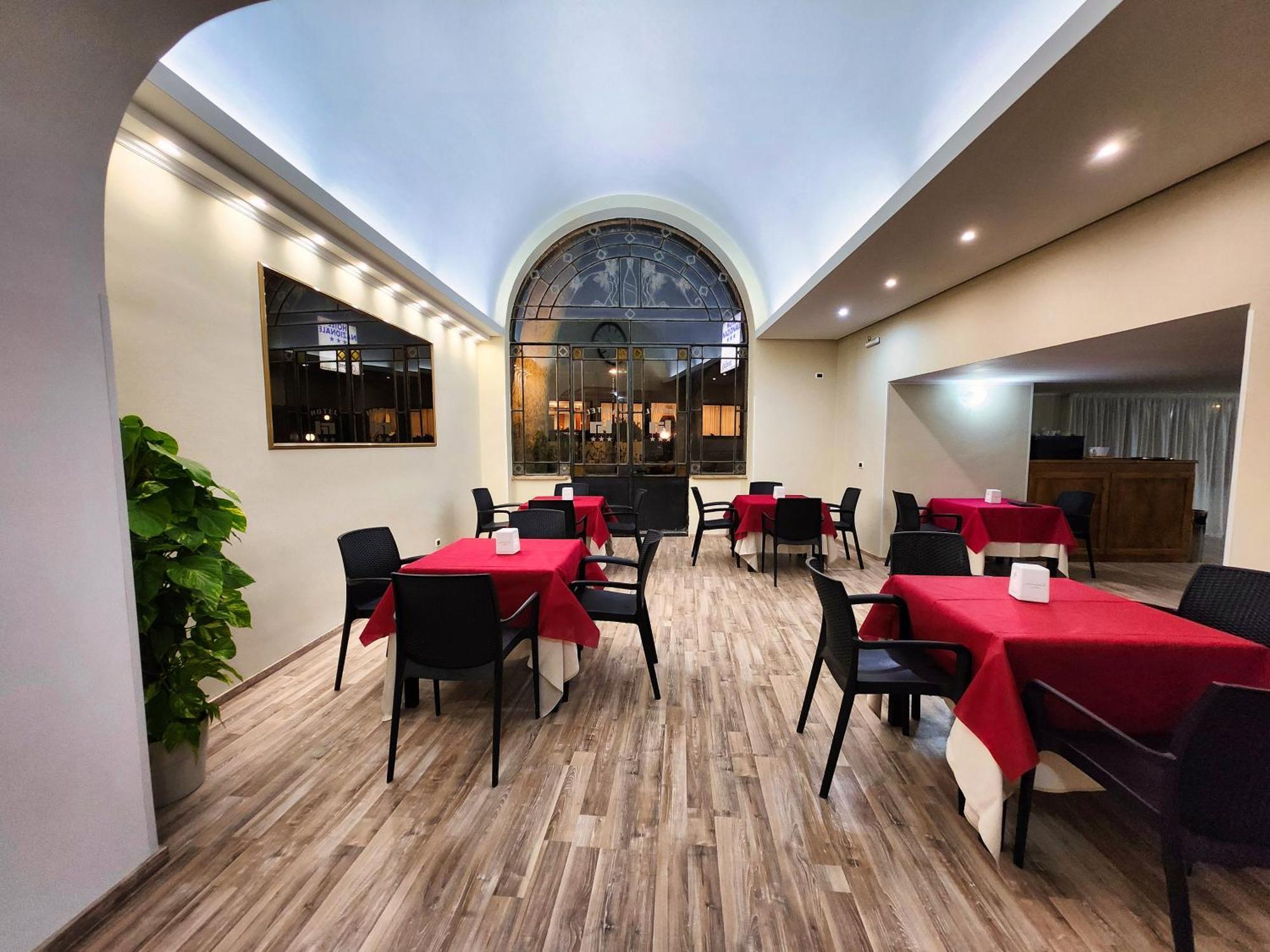 Hotel Nazionale ボルセーナ エクステリア 写真